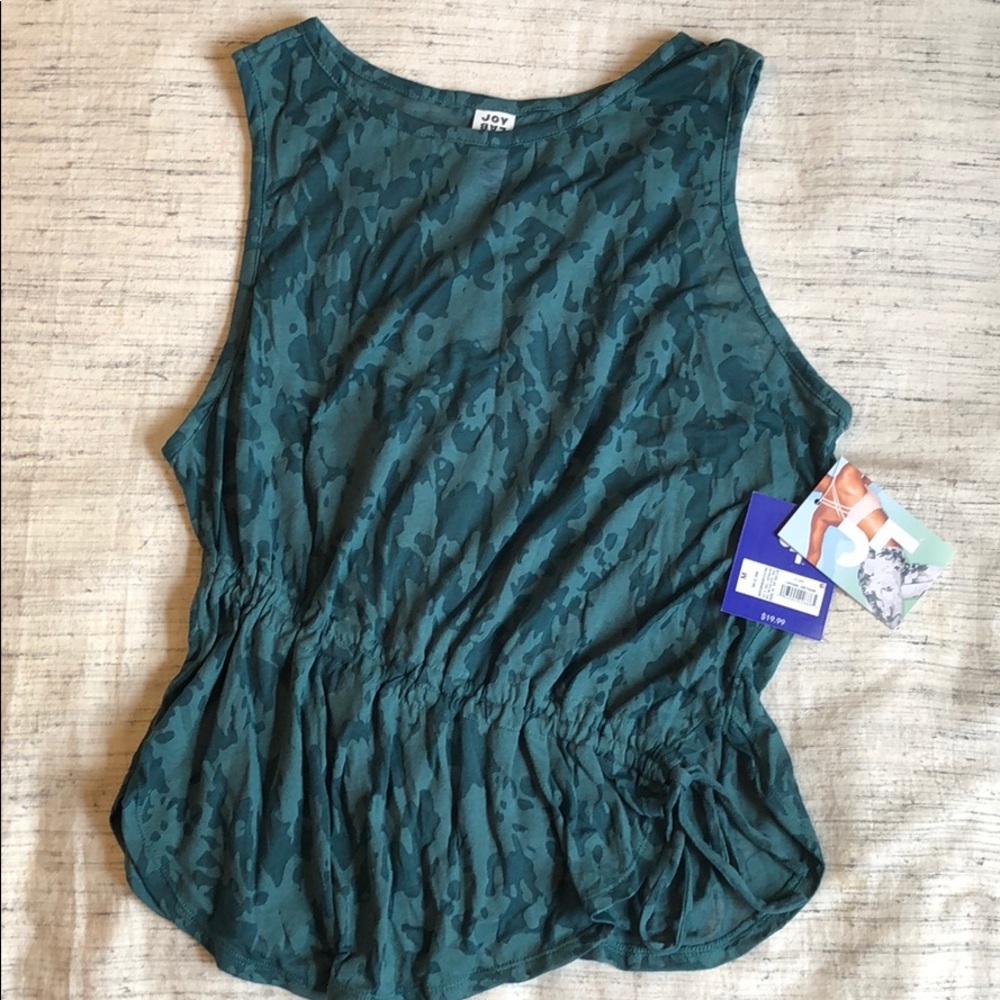 Workout exercise tops - Picture 2 of 8